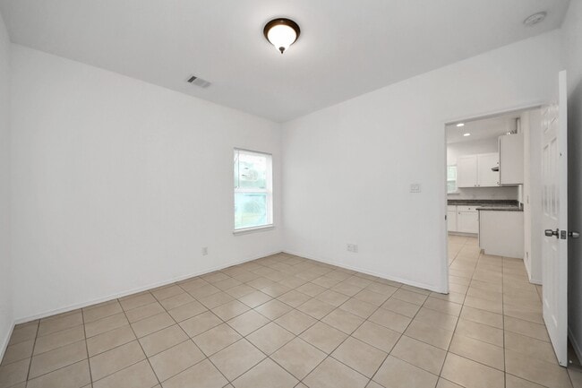 Building Photo - 9210 Wheatley St