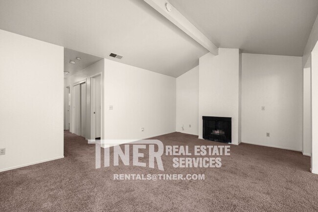 Building Photo - 9282 Corinthian Cir