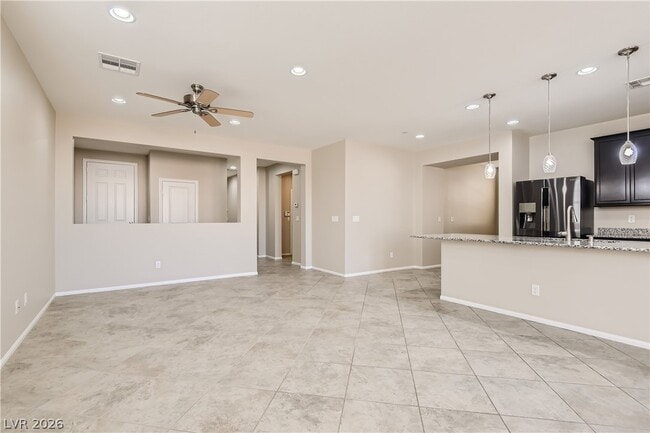 Building Photo - 974 Spiracle Ave
