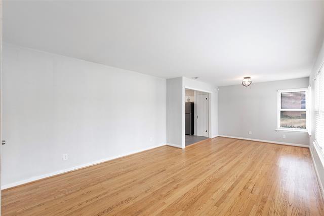 Building Photo - 8633 Westglen Dr