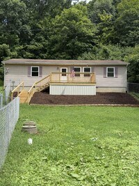 Building Photo - 2048 Georges Creek Rd