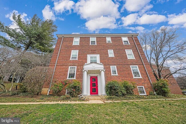 Building Photo - 3701 39th St NW