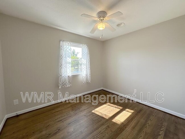 Building Photo - 6602 Winthrop Dr