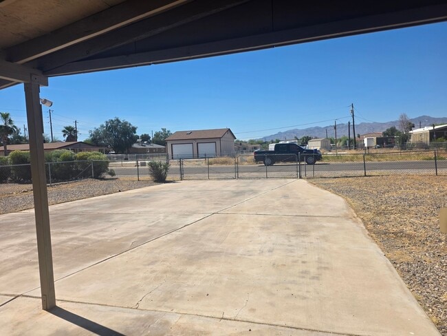 Building Photo - Fully Remodeled 2 bed/2 bath on 2 lots and Huge detached Garage!