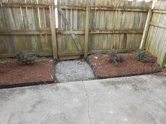 Building Photo - 936 Maryland Ave