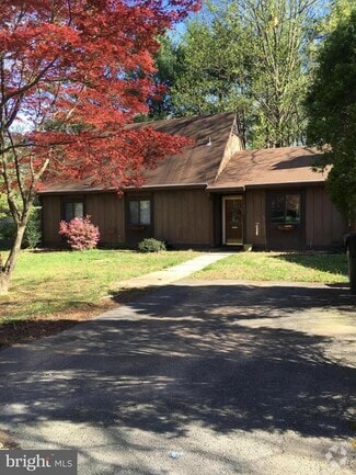 Building Photo - 11301 Gatesborough Ln