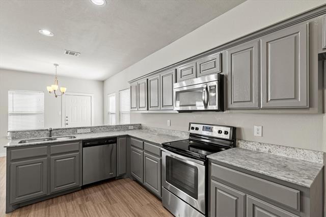 Building Photo - 9930 Ironhorse Dr