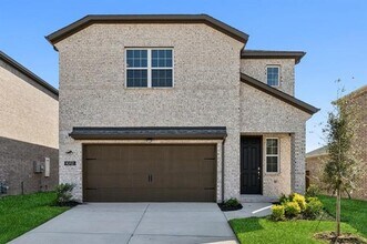 Building Photo - 1012 Amenduni Ln