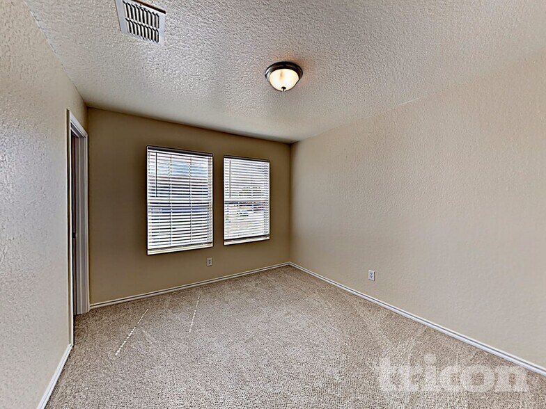 Building Photo - 13127 Southton Run