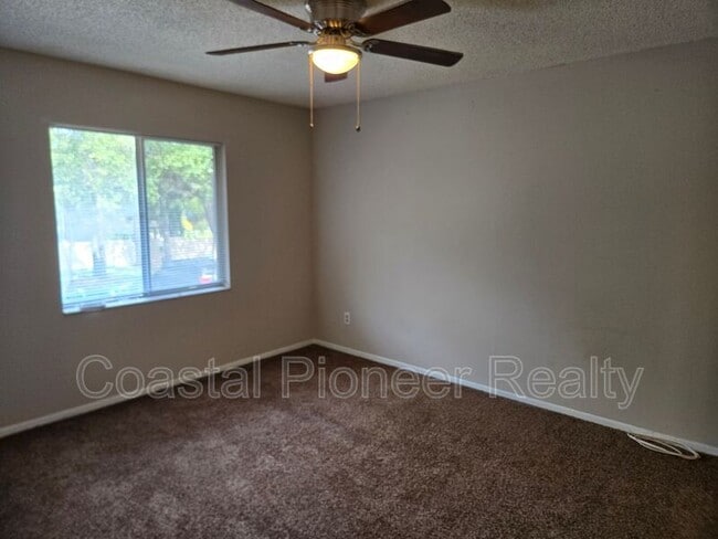 Building Photo - 7511 Pitch Pine Cir