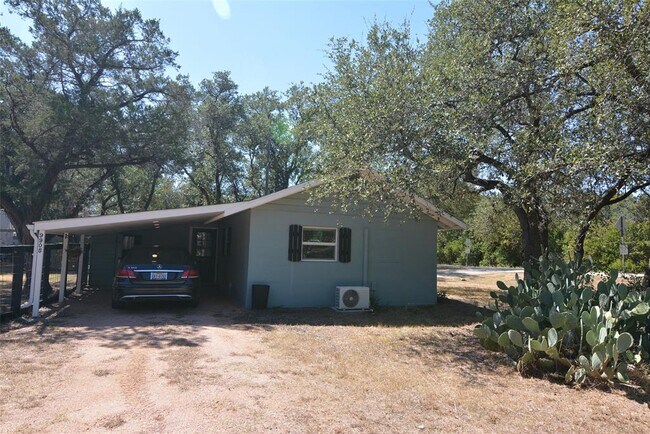 Building Photo - 9905 Trails End Rd