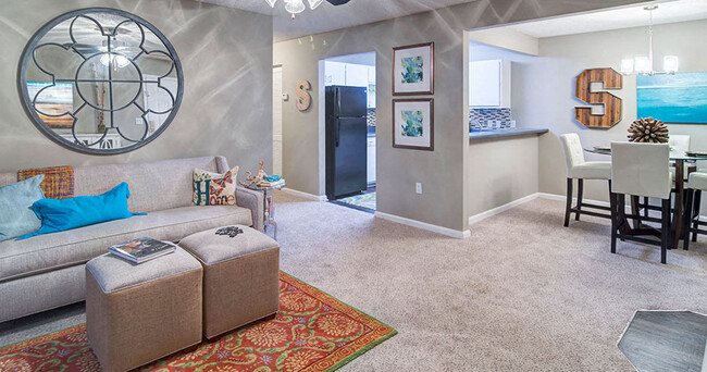 Building Photo - Southland Station Apartments
