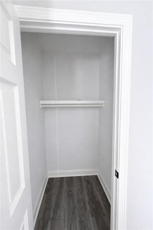 Building Photo - 71 E George St