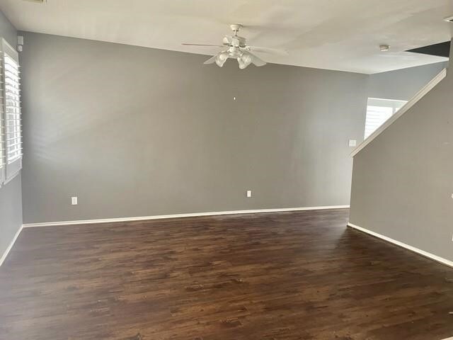 Building Photo - 16619 Newglen Ln