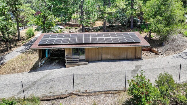 Building Photo - 16832 Alice Way