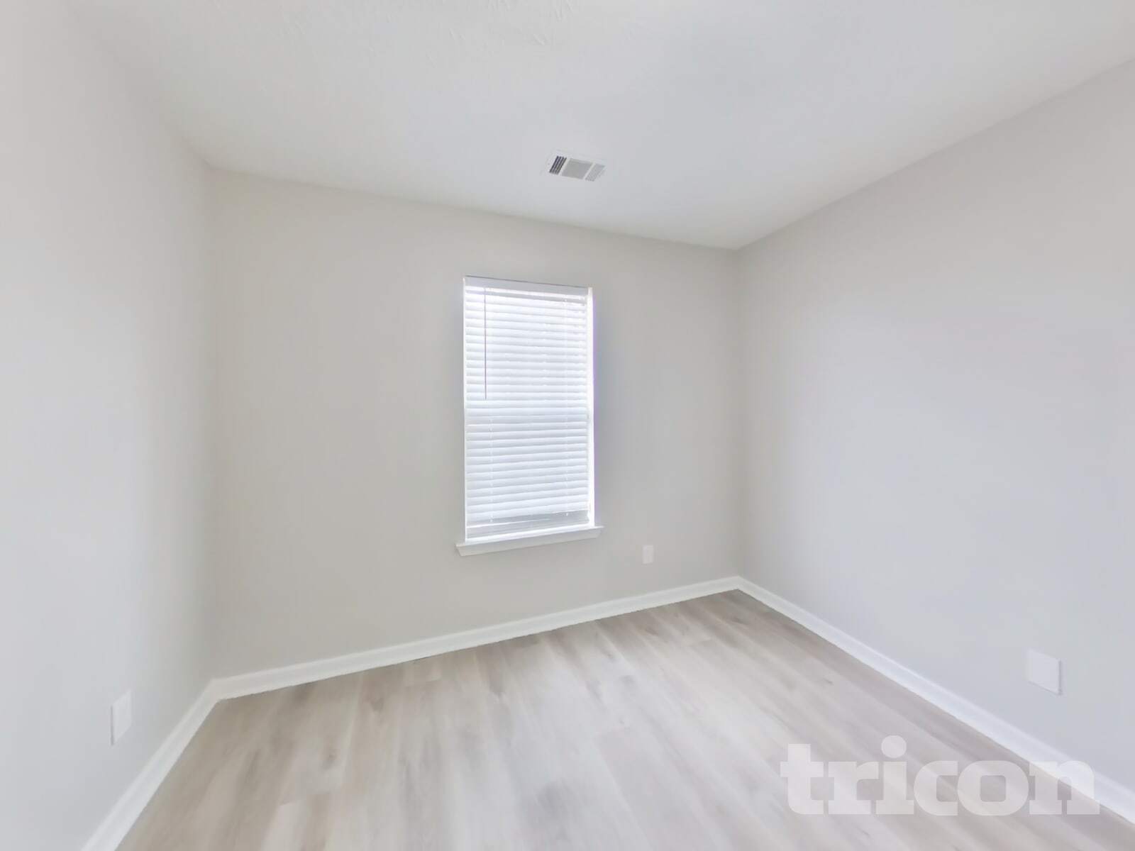 Building Photo - 10635 Pine Forest Ln