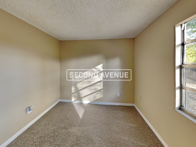 Building Photo - 5939 Pueblo Ct