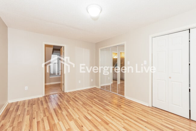 Building Photo - 501 Pheasant Ridge Dr