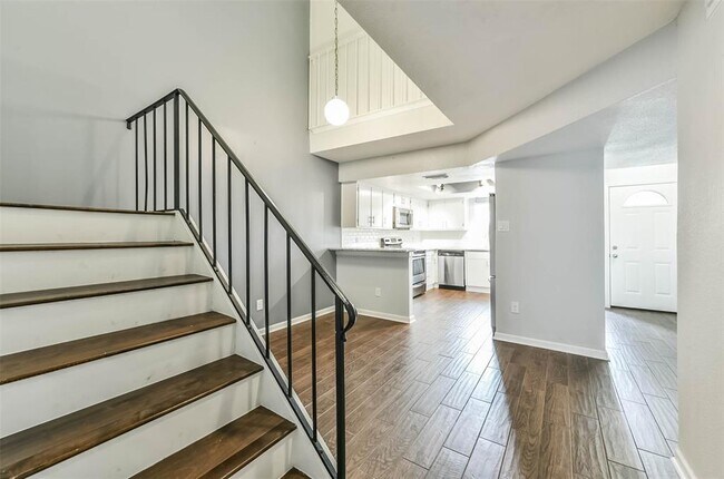 Building Photo - 5005 Georgi Ln