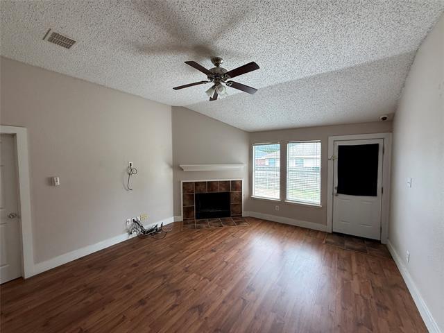 Building Photo - 1100 Alexandria Dr