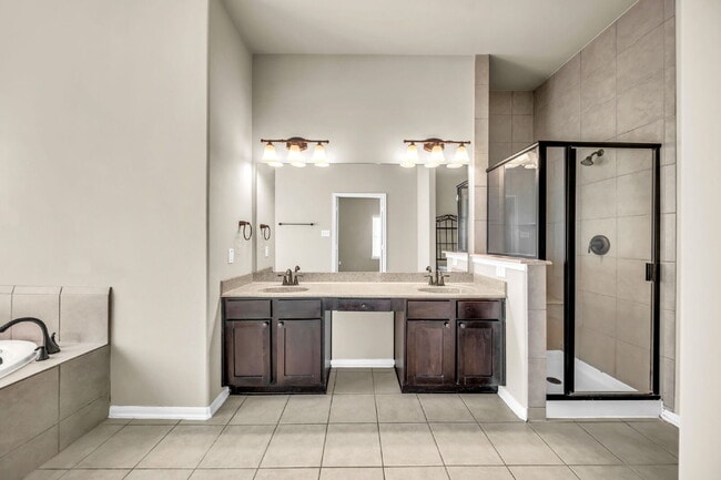 Building Photo - Beautiful one-story home in desirable Imperial Oaks Park, backing to a peaceful greenbelt with no...