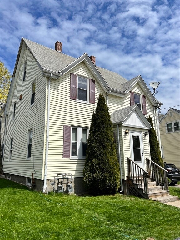 Primary Photo - 19 Curtis St