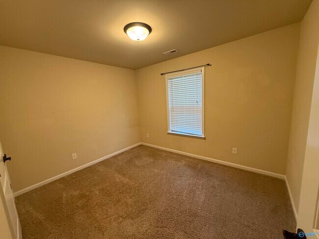 Building Photo - 824 Bell Factory Rd