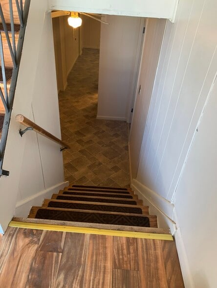 Building Photo - 62 Oakmont Dr