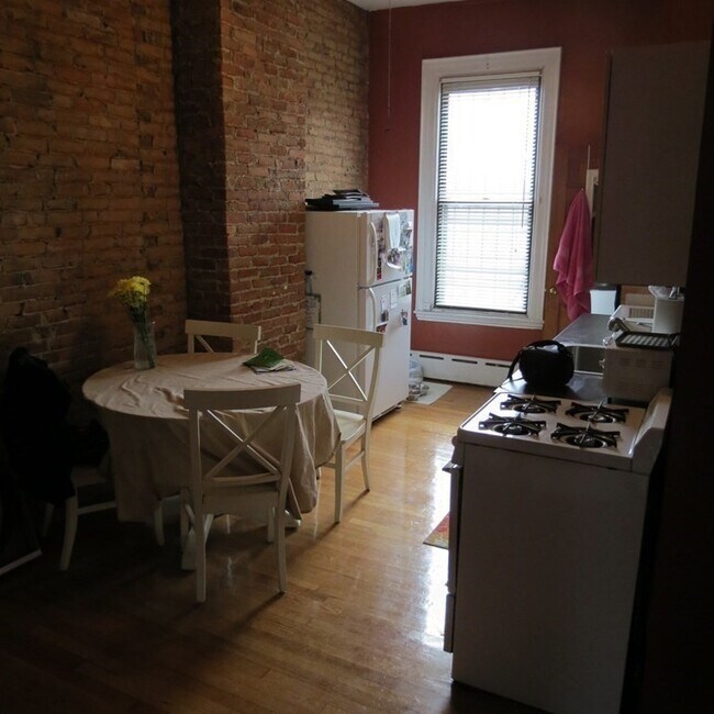 Building Photo - 409 Massachusetts Ave