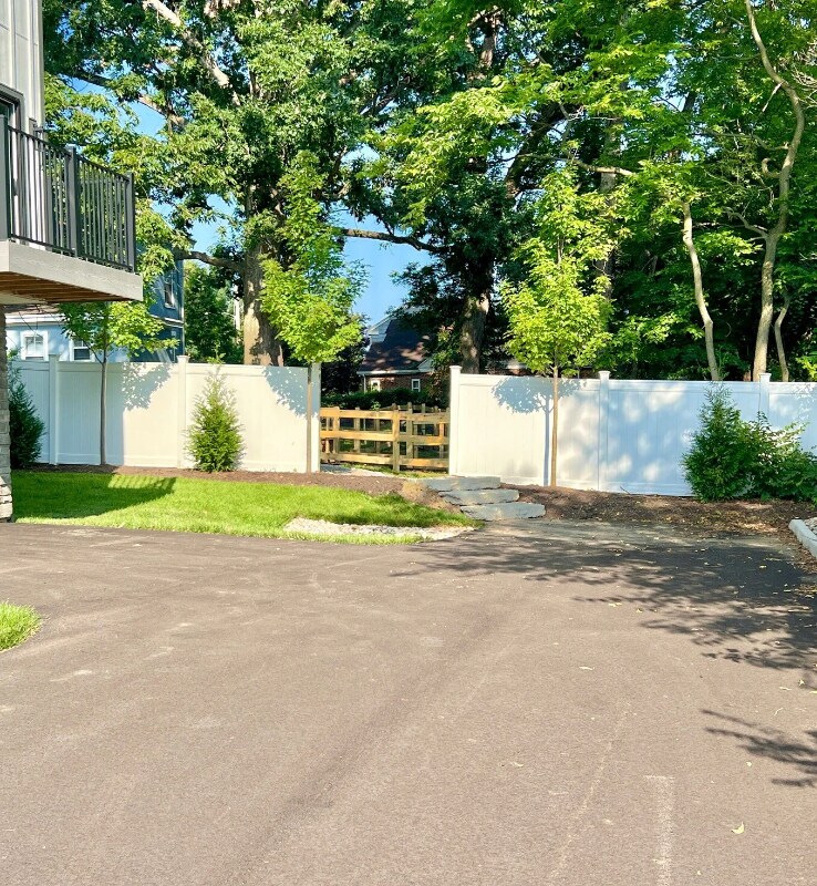 Building Photo - 4486 Butterfield Pl