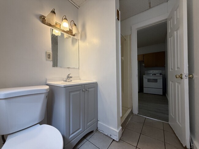 Building Photo - 273 Ontario St