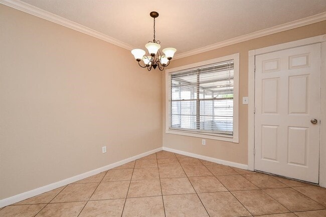 Building Photo - 14230 Cellini Dr