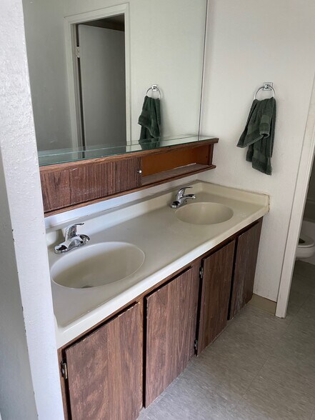 Building Photo - 98-410-410 Koauka Loop