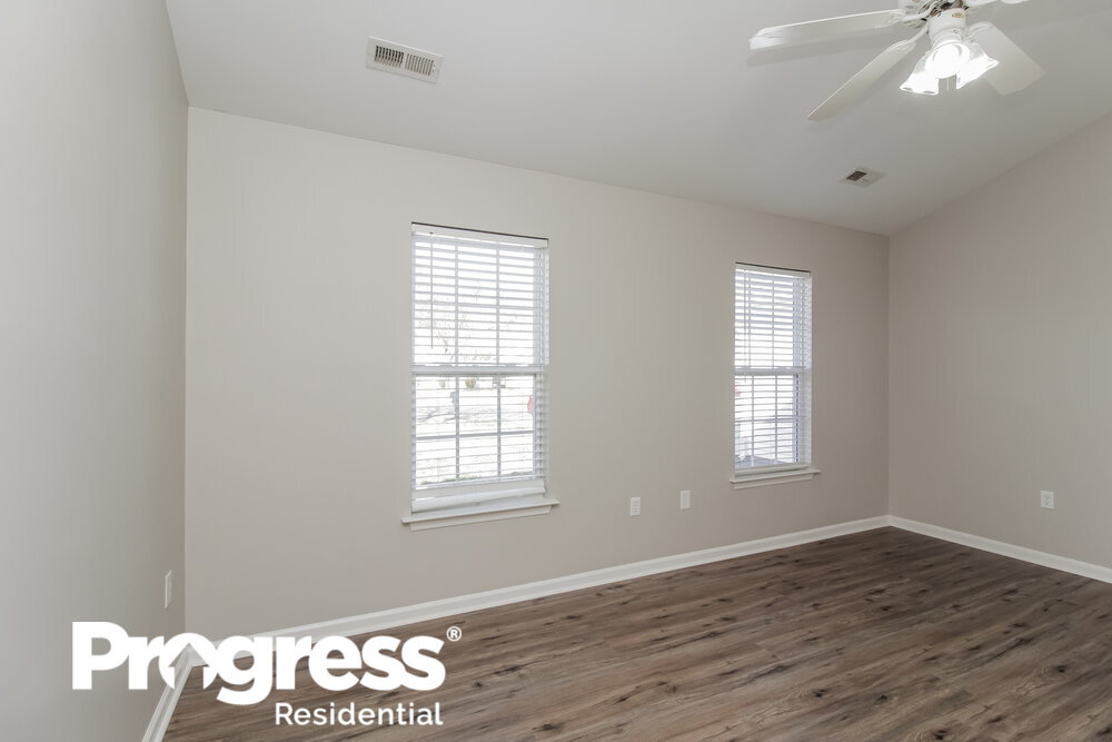 Building Photo - 2329 Ivy Run Dr