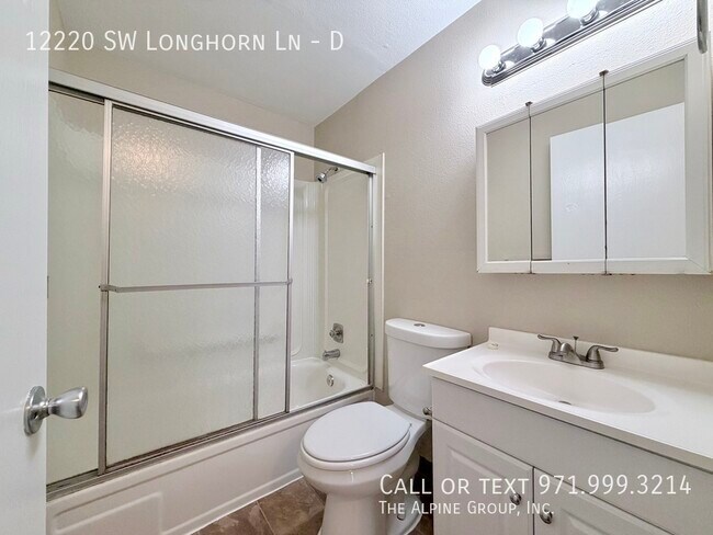 Building Photo - 12220 SW Longhorn Ln