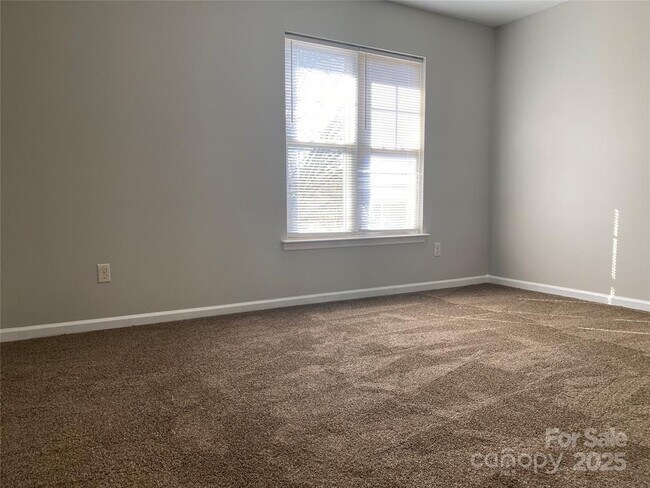Building Photo - 3854-A Bullard Street