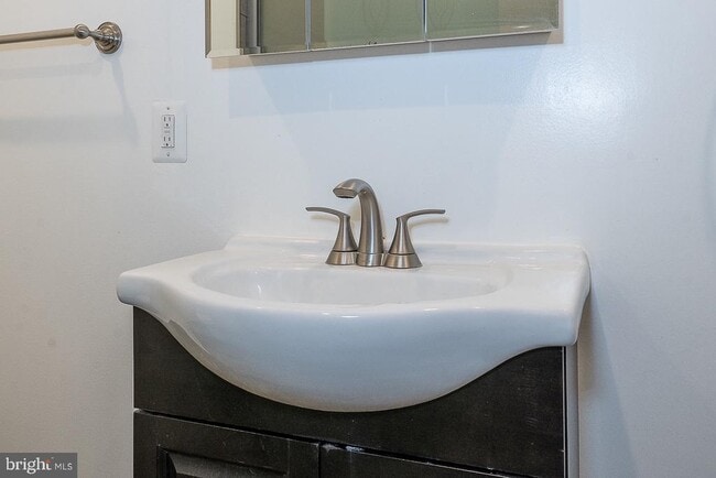 Building Photo - 4517 Ritchie St