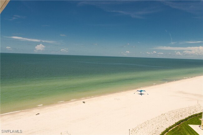 Building Photo - 3443 Gulf Shore Blvd N