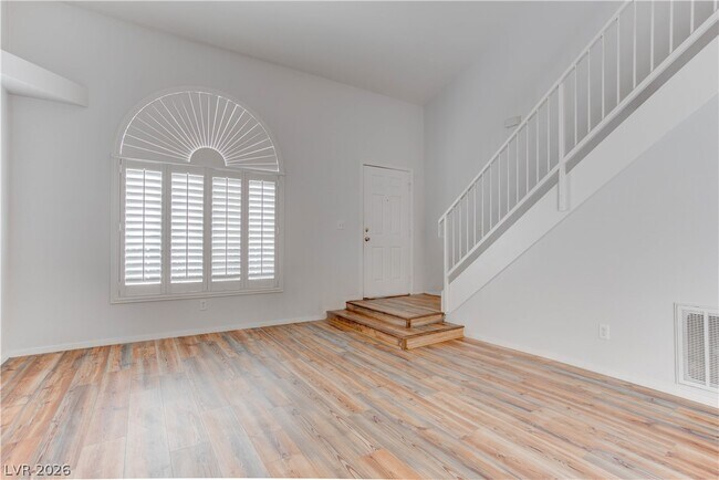Building Photo - 690 Ambling Gait Ave