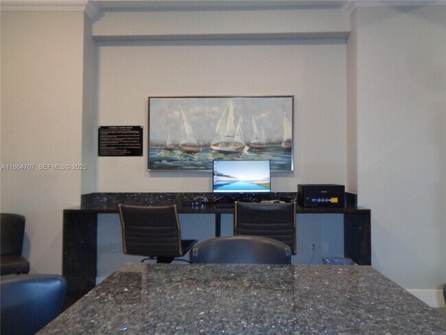 Building Photo - 2501 S Ocean Dr