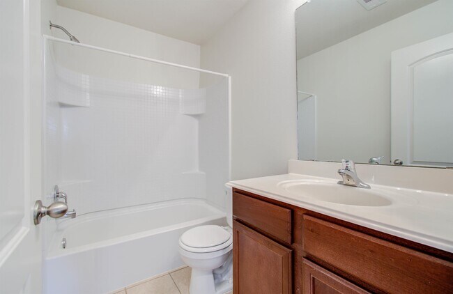 Building Photo - 8218 Hall View Dr