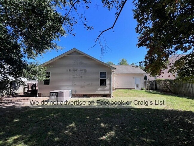 Building Photo - Tarleton Plantation- Brookberry Court