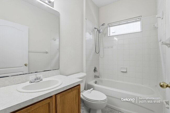 Building Photo - 1220 Cathcart Cir