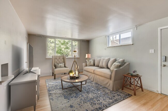 Building Photo - 2501 S Williams Street