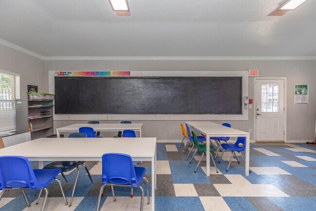 Building Photo - Waterford at Valley Ranch