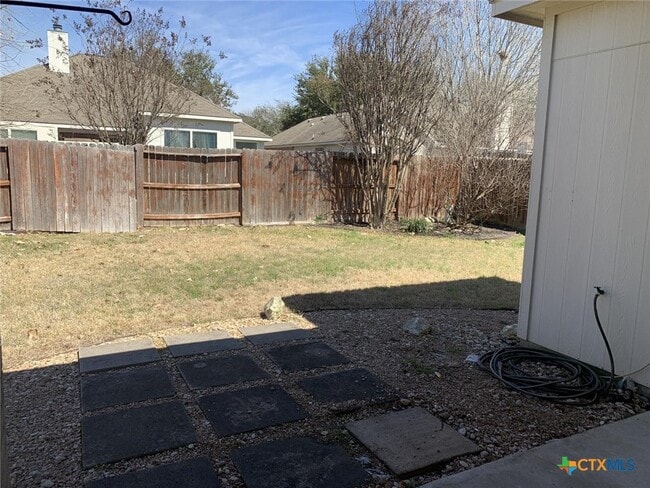 Building Photo - 2708 Butterfly Dr