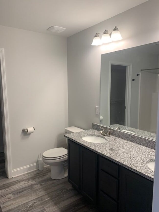 Building Photo - Single Family Home