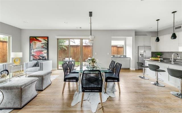 Building Photo - 3706 W Beverly Dr