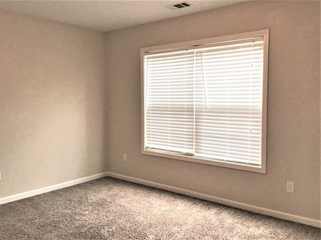 Building Photo - 402 River Summit Dr