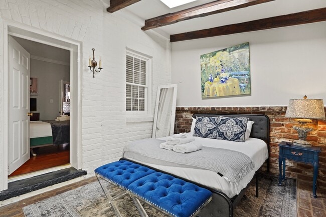 Building Photo - 545 E Congress St